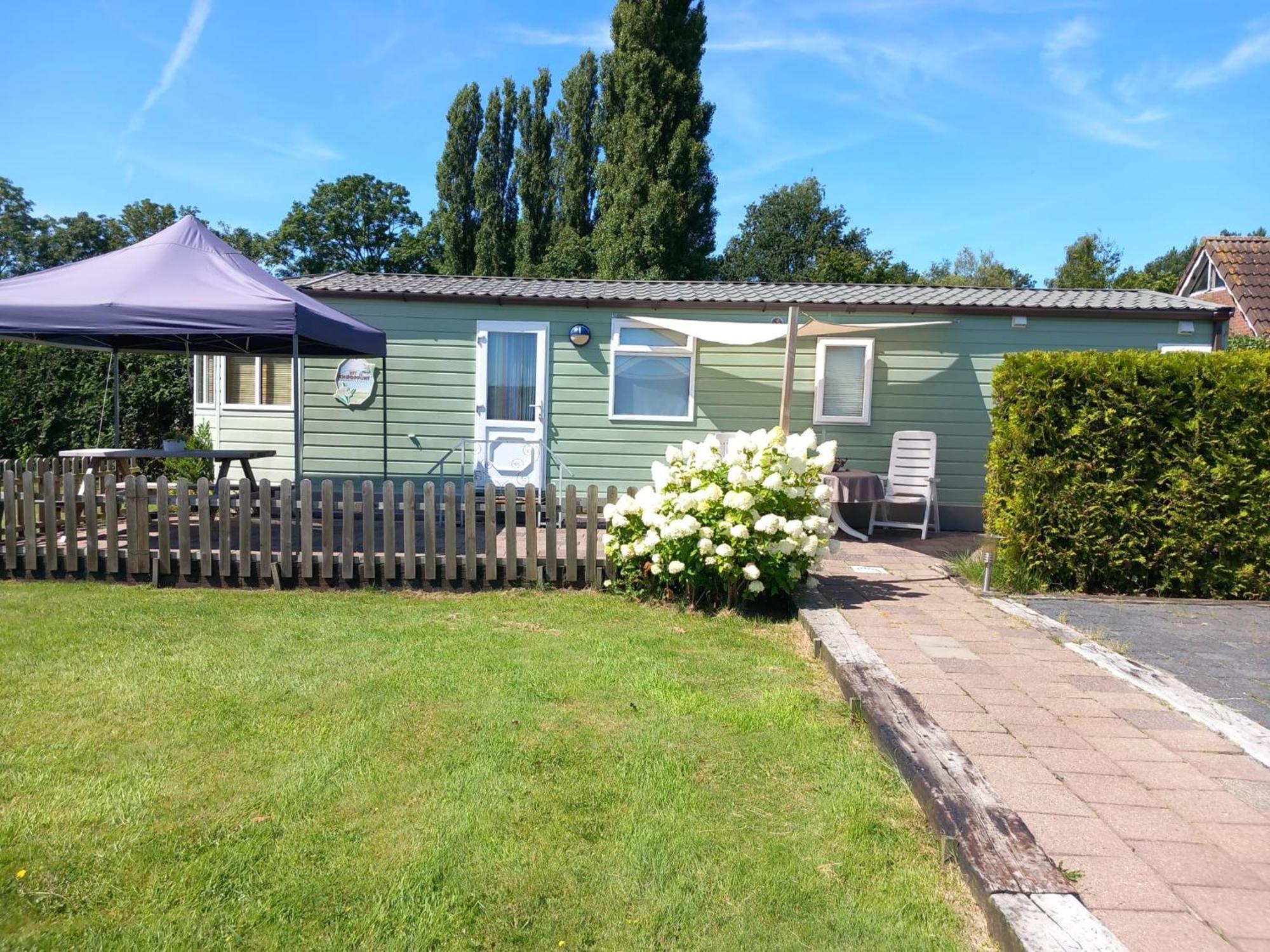 Locatie Het Knooppunt Engelse Chalet Nuis Exterior photo